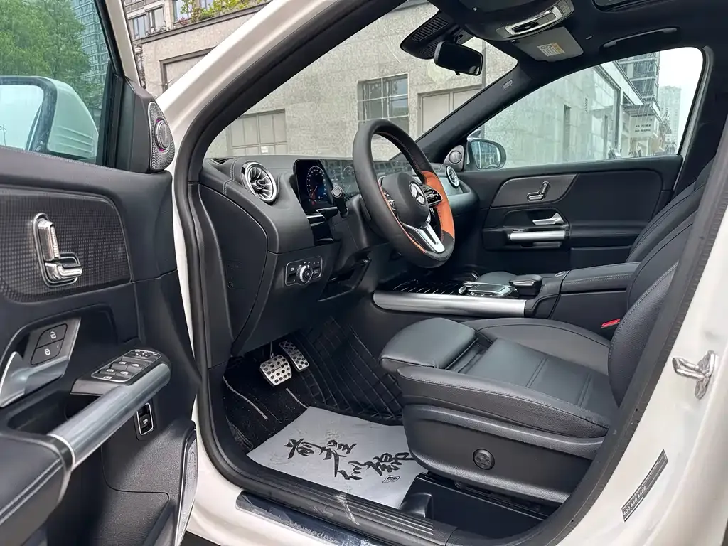 Mercedes-Benz GLA 2023 из CN, фото 4
