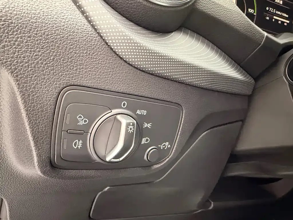 Audi Q2L e-tron 2022 из CN, фото 6