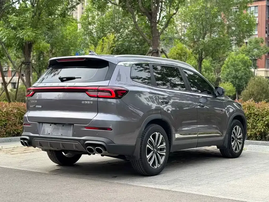 Chery Tiggo 8 — фото 3