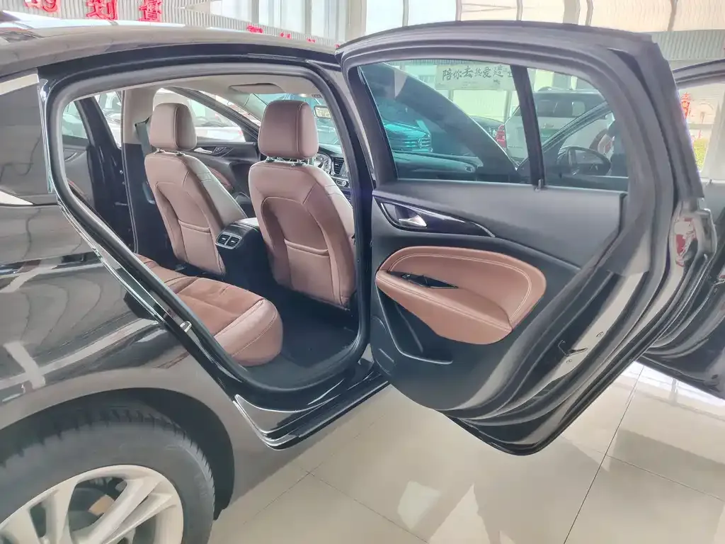 Buick Regal — фото 9