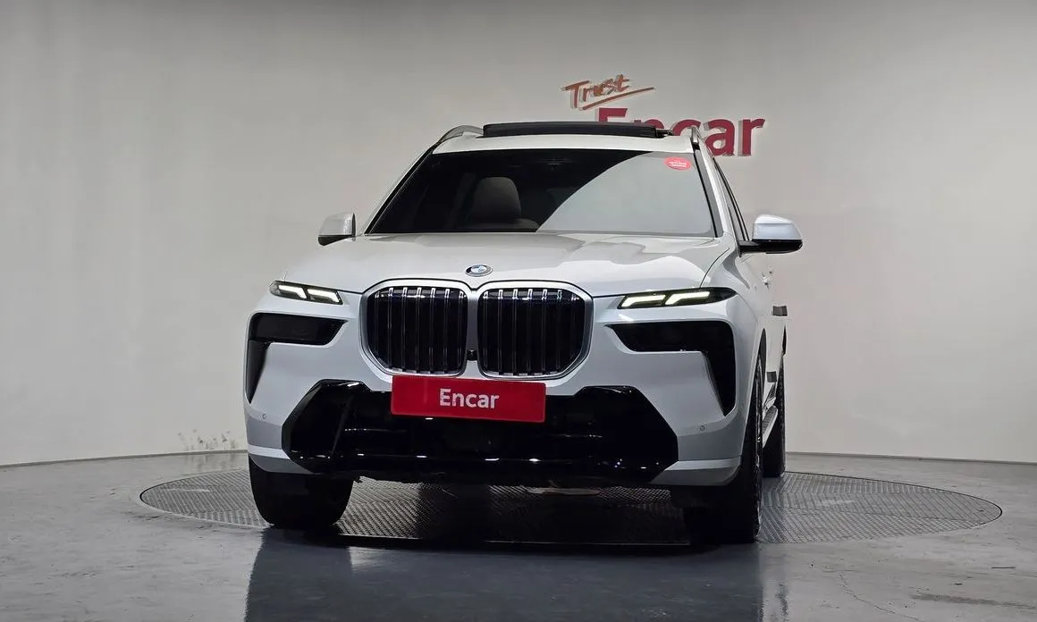 BMW X7 — фото 2