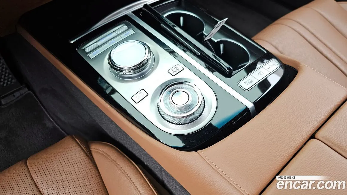 Genesis G80 — фото 10