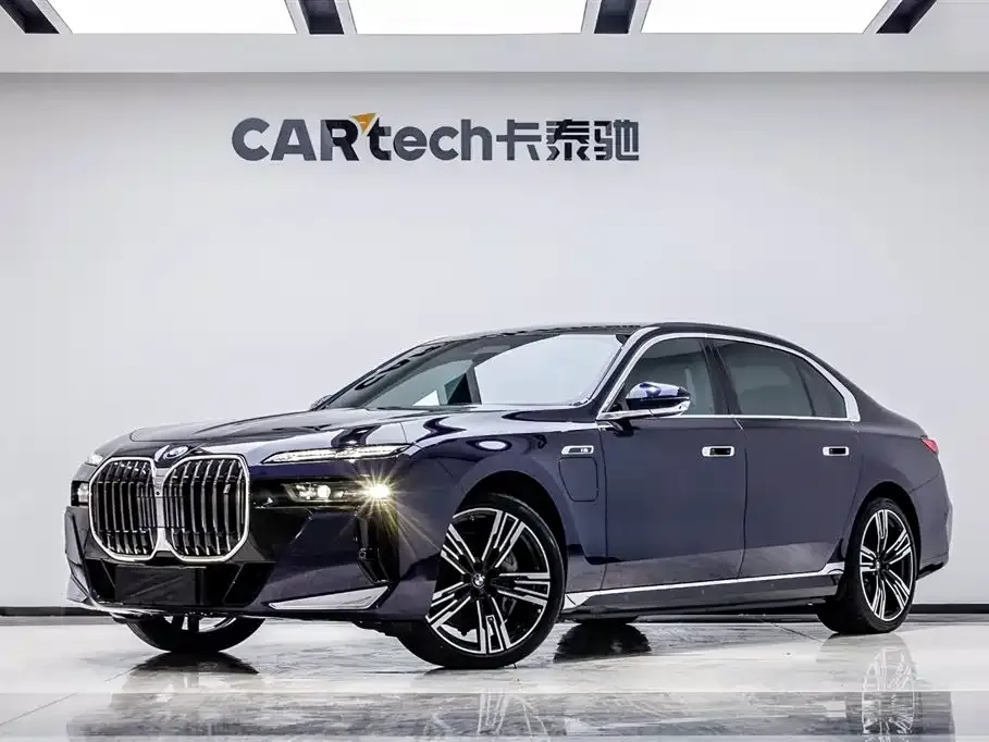 BMW i7 2023 из CN, фото 6