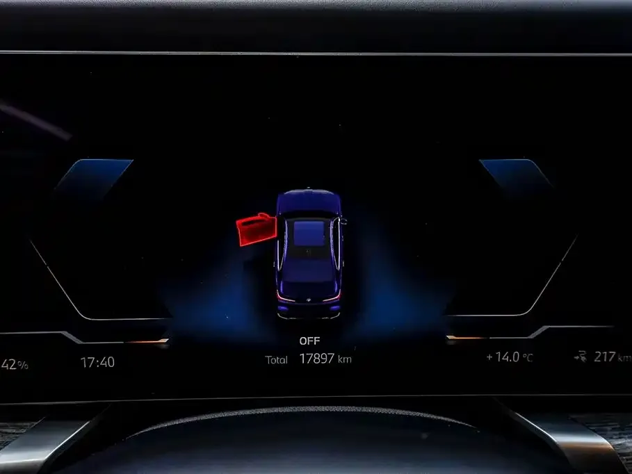 BMW i7 2023 из CN, фото 3