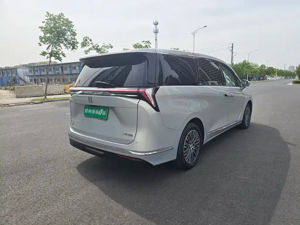 Buick GL8 Hybrid 2024 из CN, фото 7