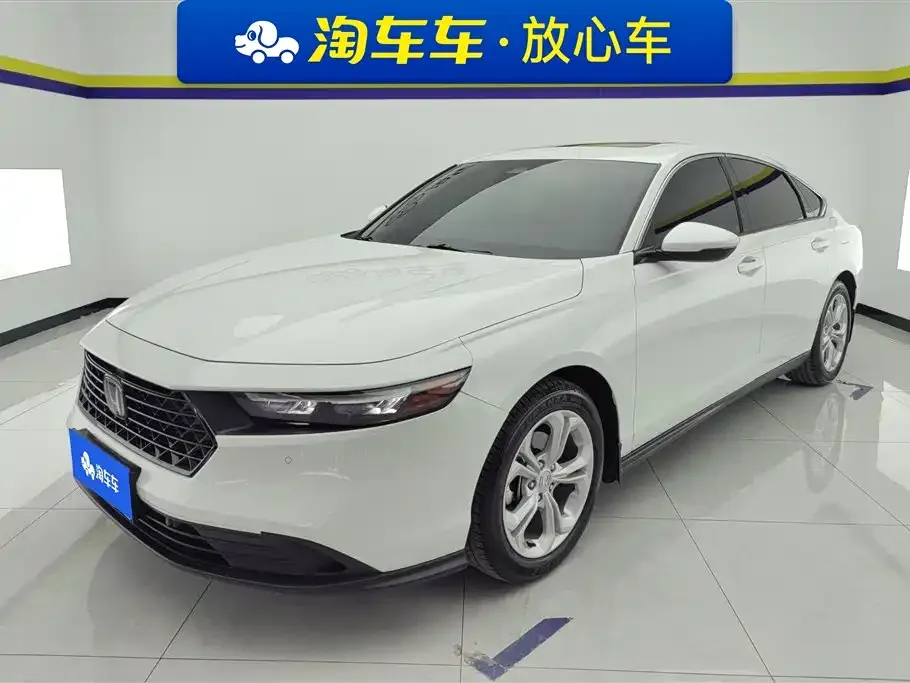Honda Accord — фото 1