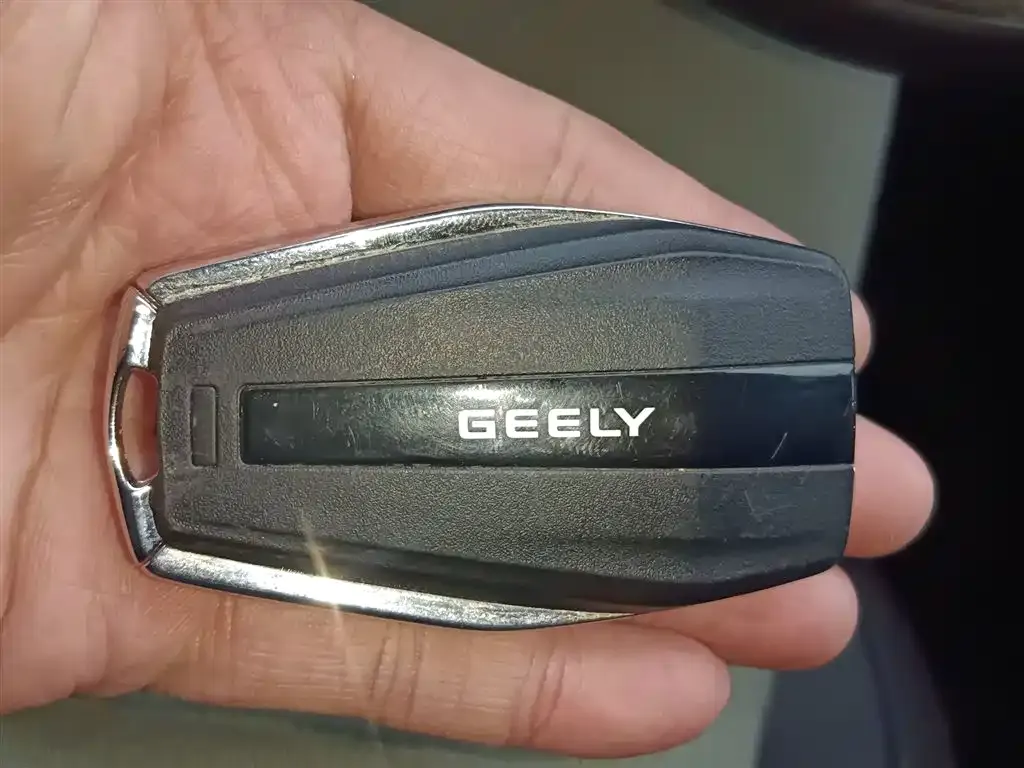 Geely Haoyue L 2024 из CN, фото 10