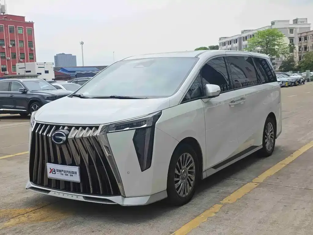 GAC Motor Trumpchi M8 — фото 1