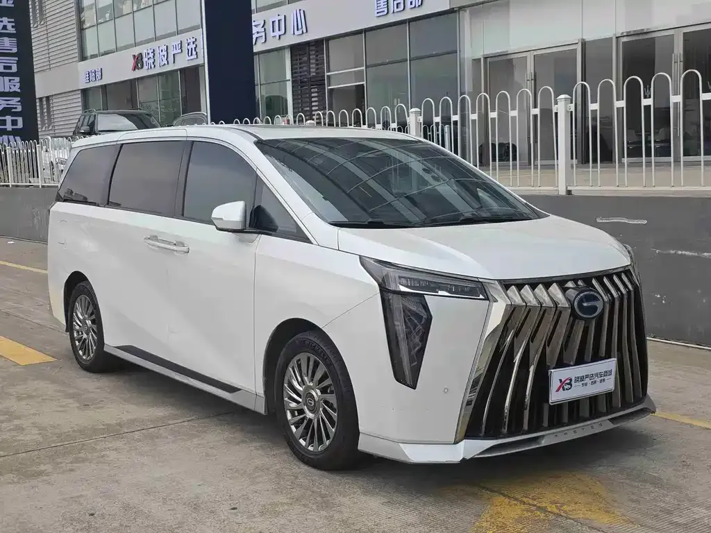 GAC Motor Trumpchi M8 — фото 6