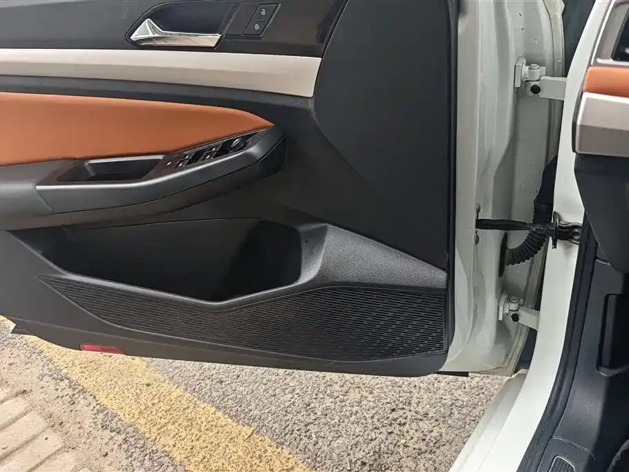 Volkswagen Bora 2022 из CN, фото 7