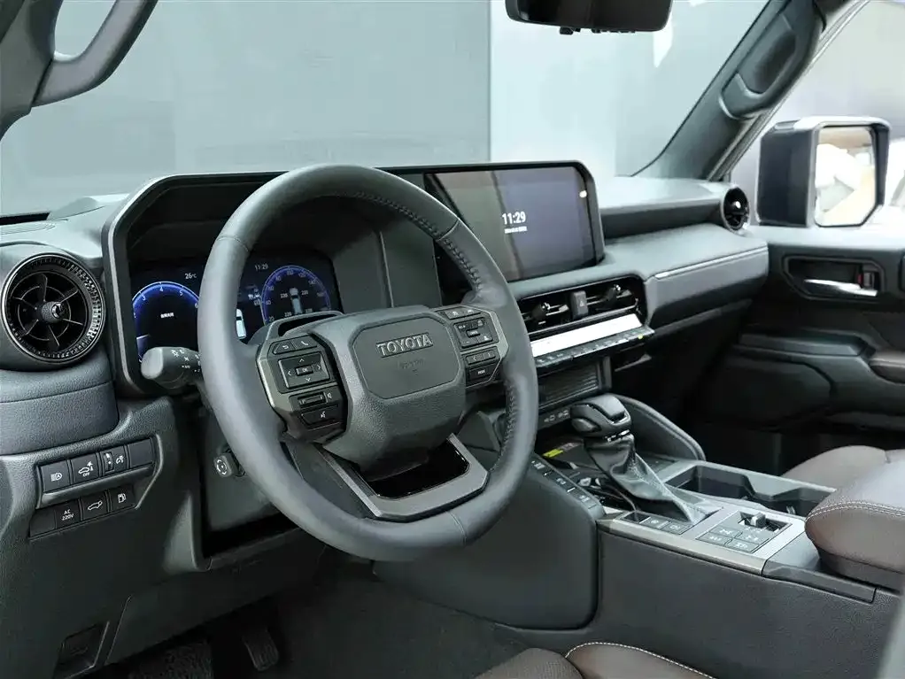 Toyota Prado 2025 из CN, фото 8