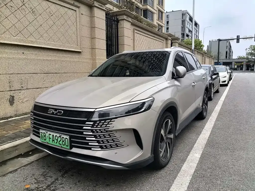 BYD Seal 05 DM-i — фото 1
