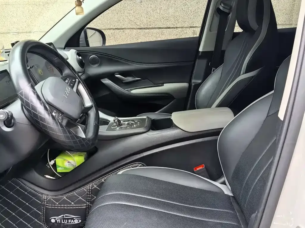 BYD Seal 05 DM-i — фото 2
