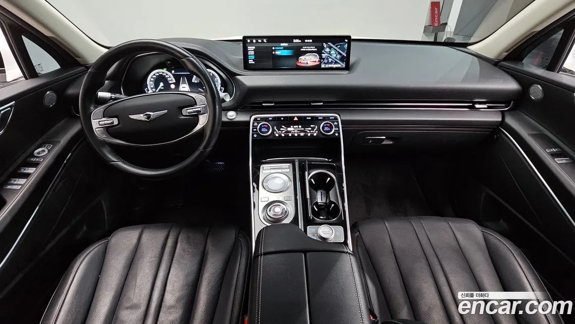 Genesis GV80 — фото 10