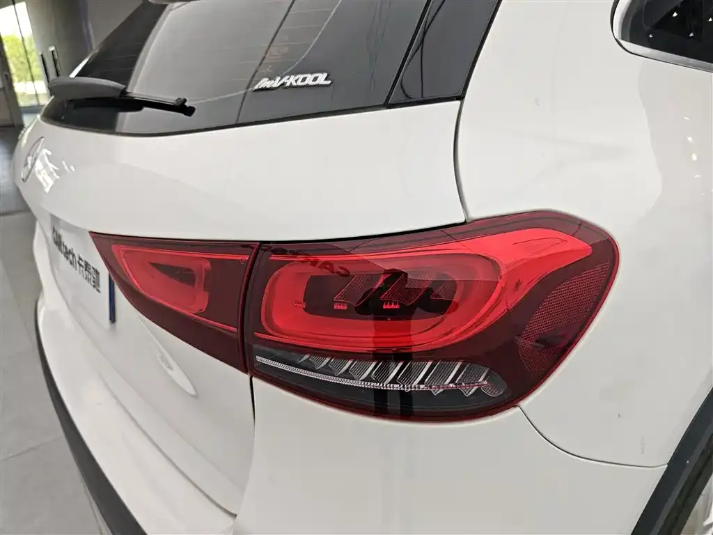 Mercedes-Benz GLA — фото 6