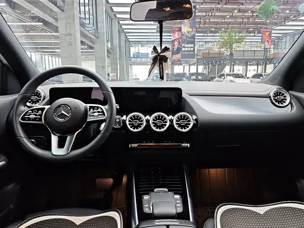Mercedes-Benz GLA — фото 5