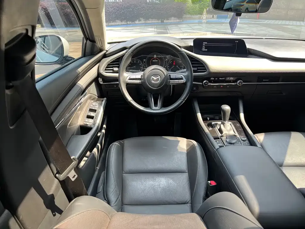 Mazda 3 Axela 2021 из CN, фото 5