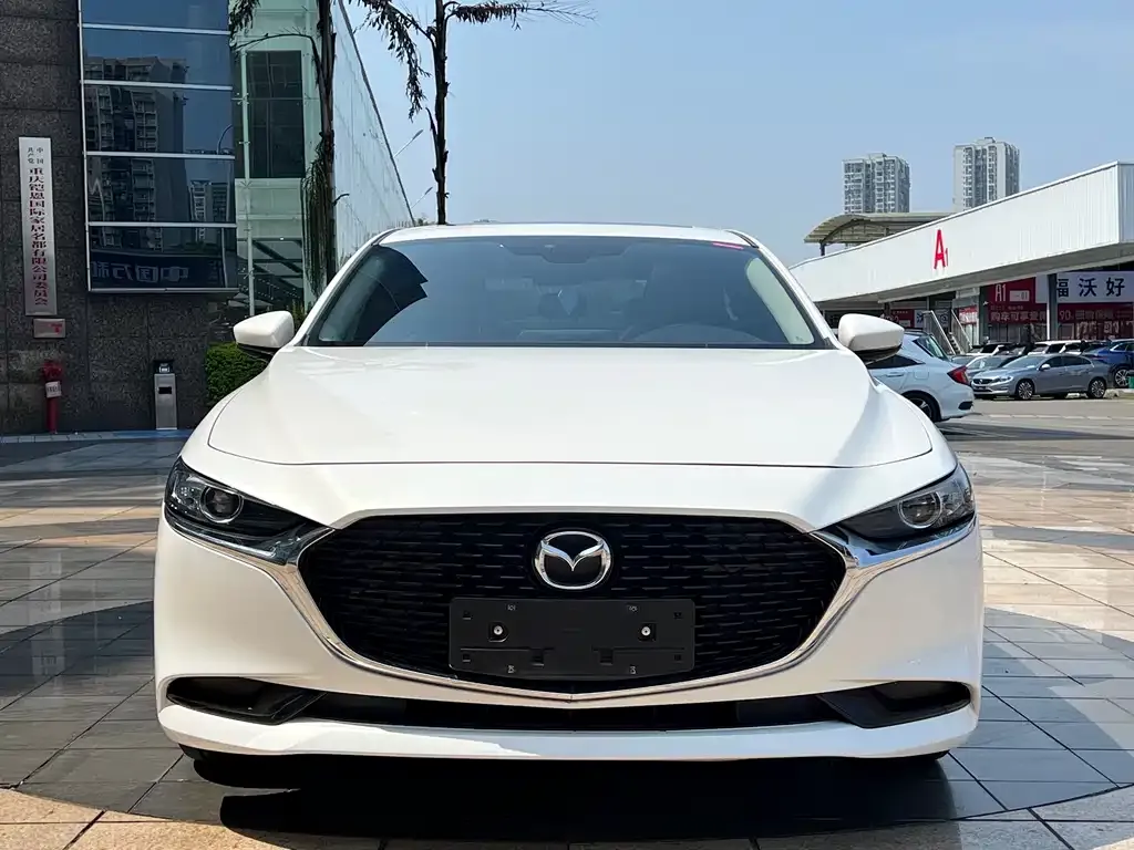Mazda 3 Axela 2021 из CN, фото 2