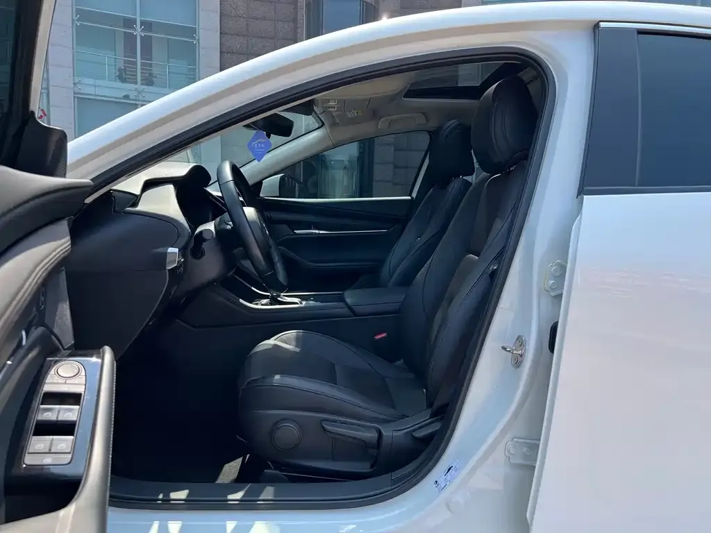 Mazda 3 Axela 2021 из CN, фото 7