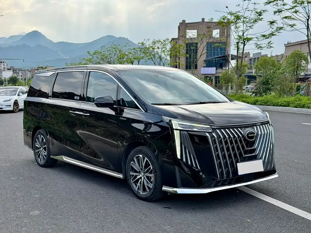 GAC Motor Trumpchi M8 — фото 4