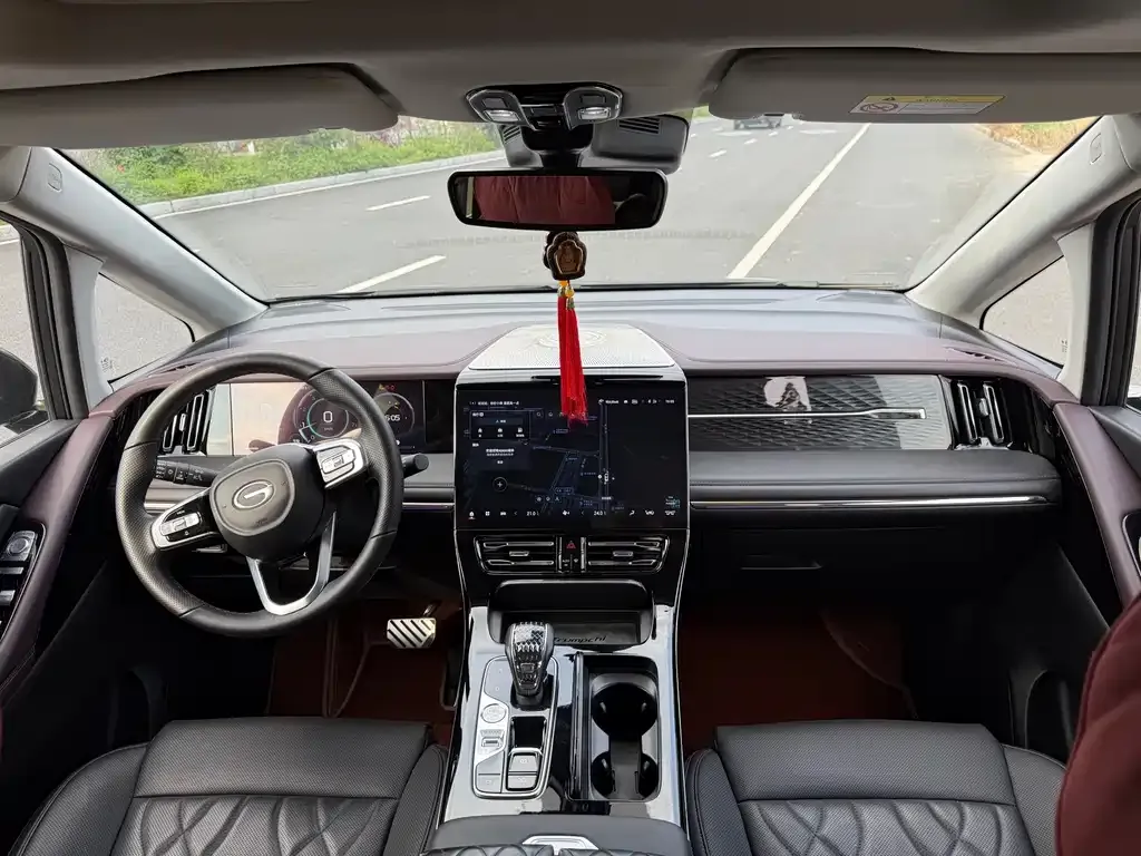 GAC Motor Trumpchi M8 — фото 3