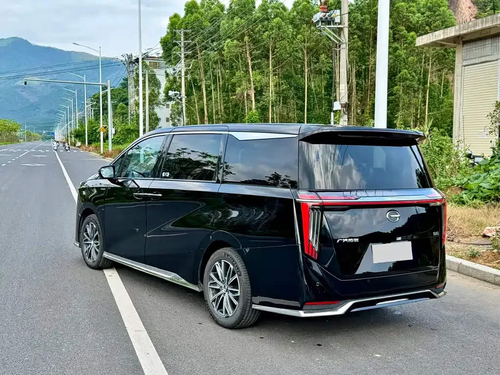 GAC Motor Trumpchi M8 — фото 7