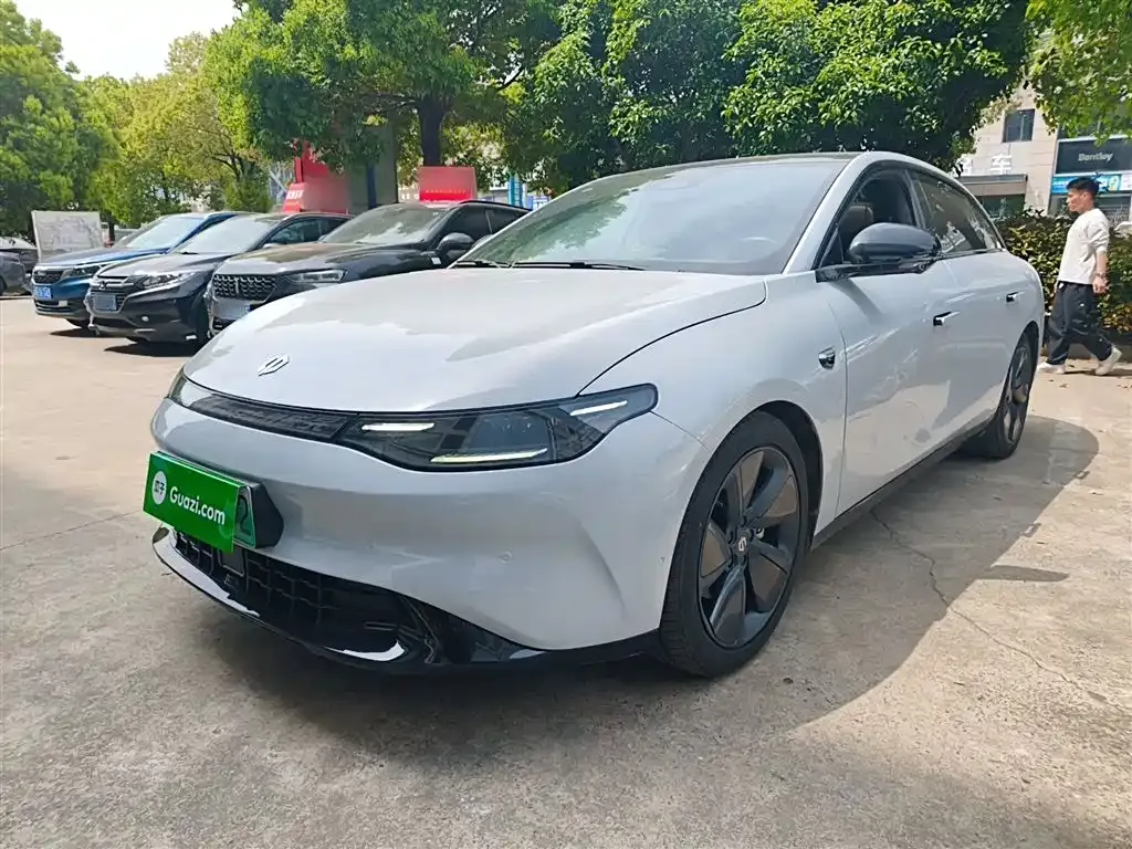 Leapmotor C01