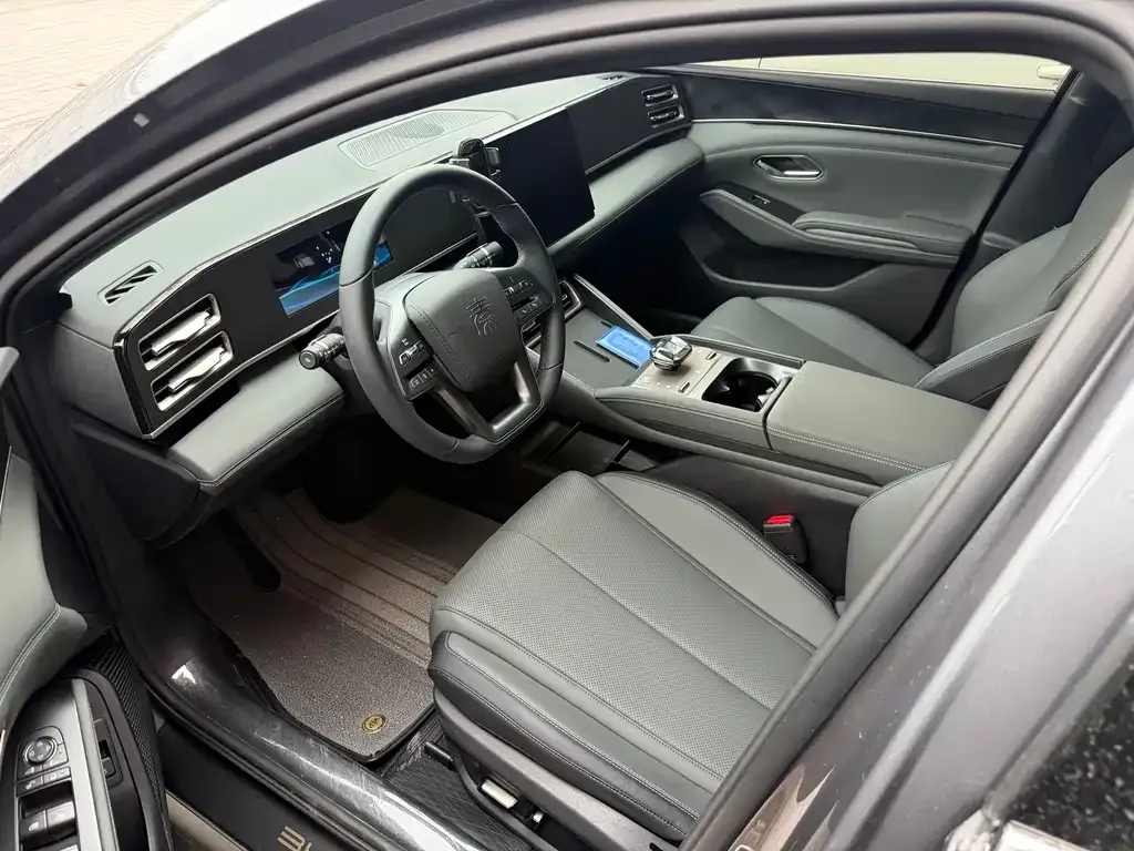 BYD Qin L — фото 2