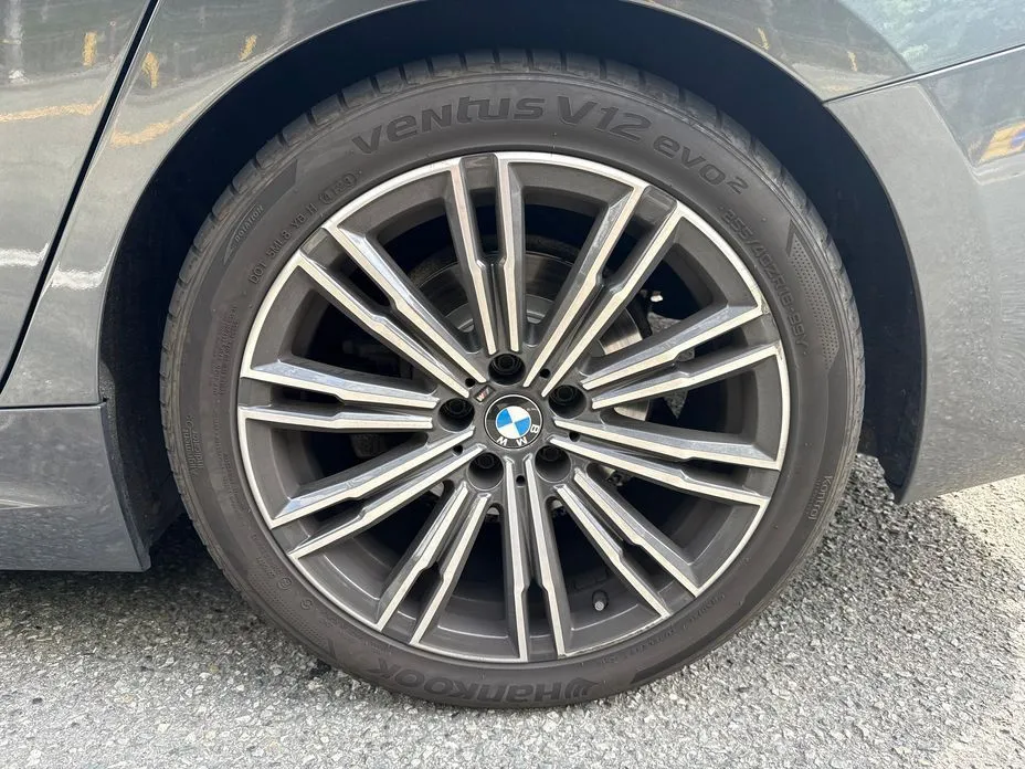 BMW 3-Series 2021 из KR, фото 5