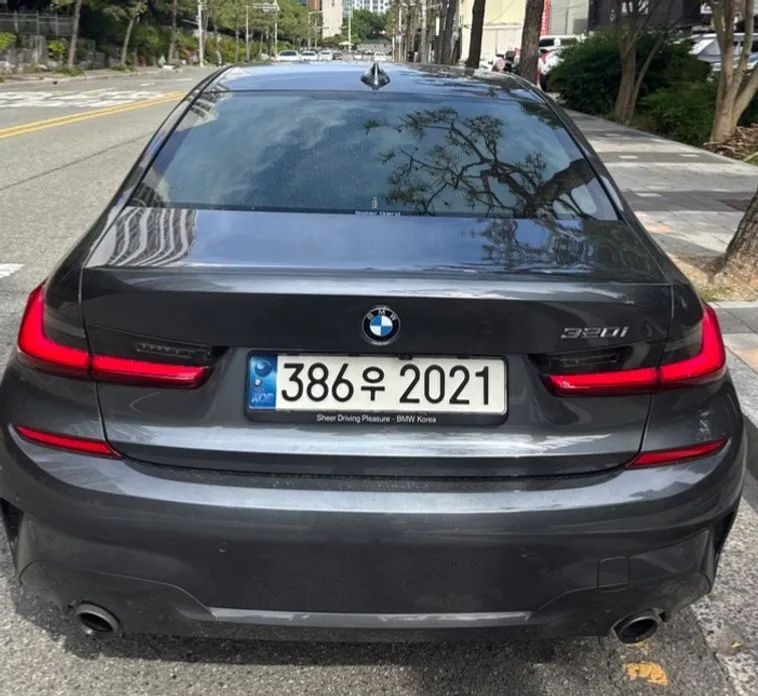 BMW 3-Series 2021 из KR, фото 2