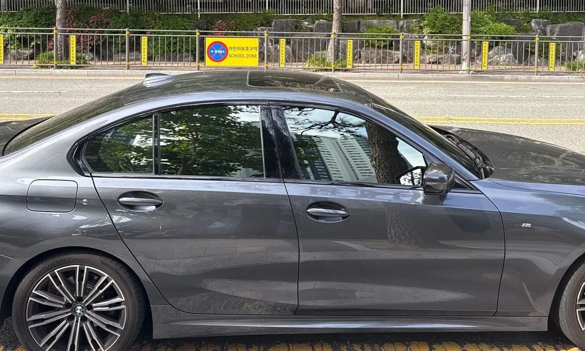 BMW 3-Series 2021 из KR, фото 4