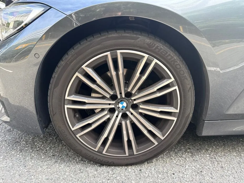 BMW 3-Series 2021 из KR, фото 9