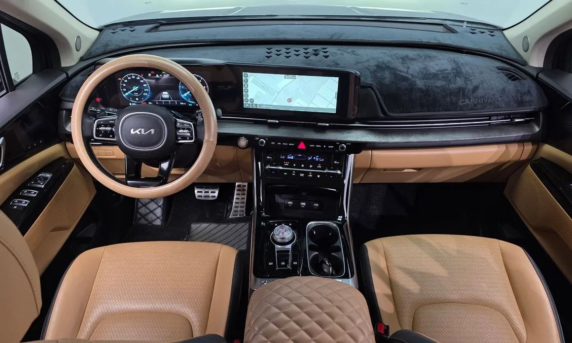 Kia Carnival — фото 10