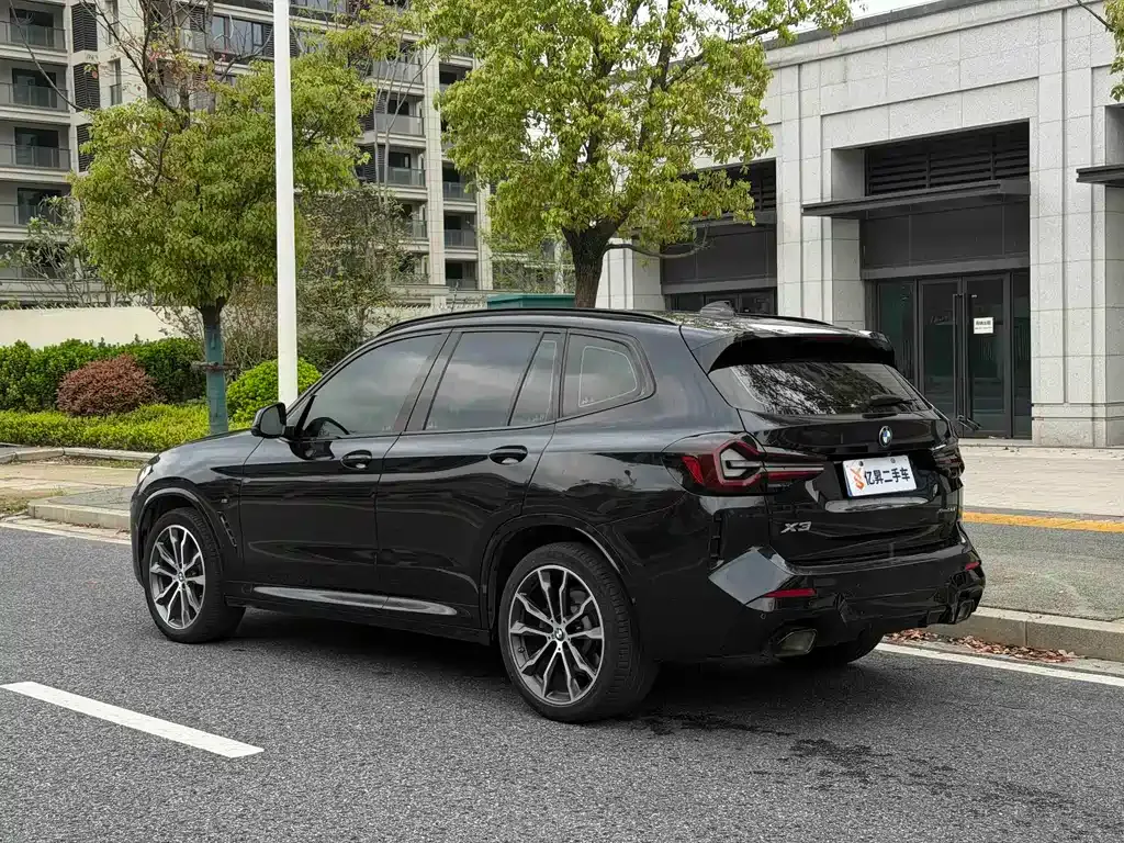 BMW X3 — фото 2