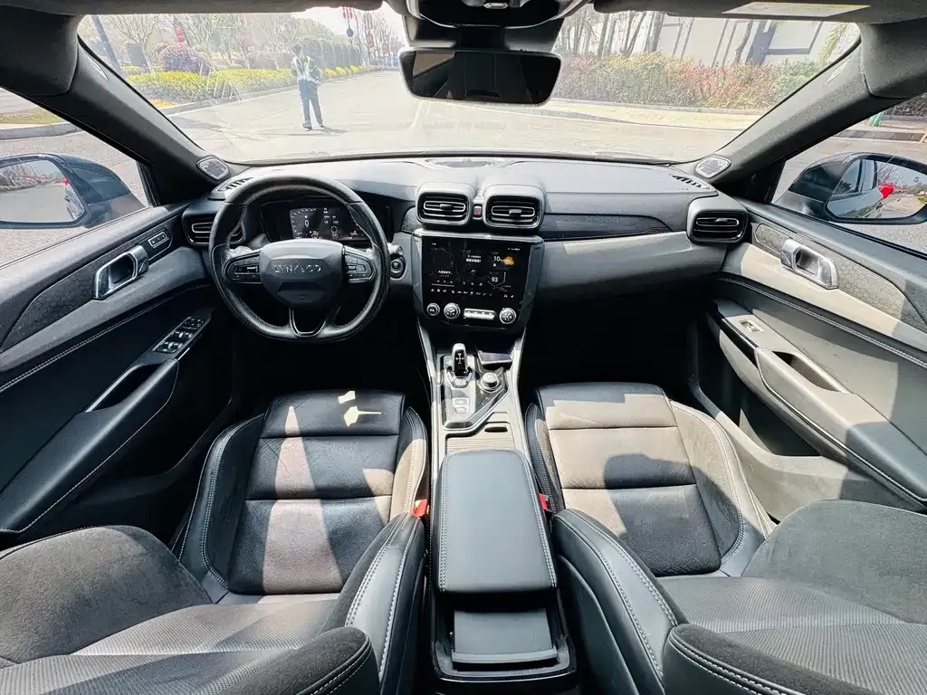 Lynk & Co 02 Hatchback 2022 из CN, фото 5