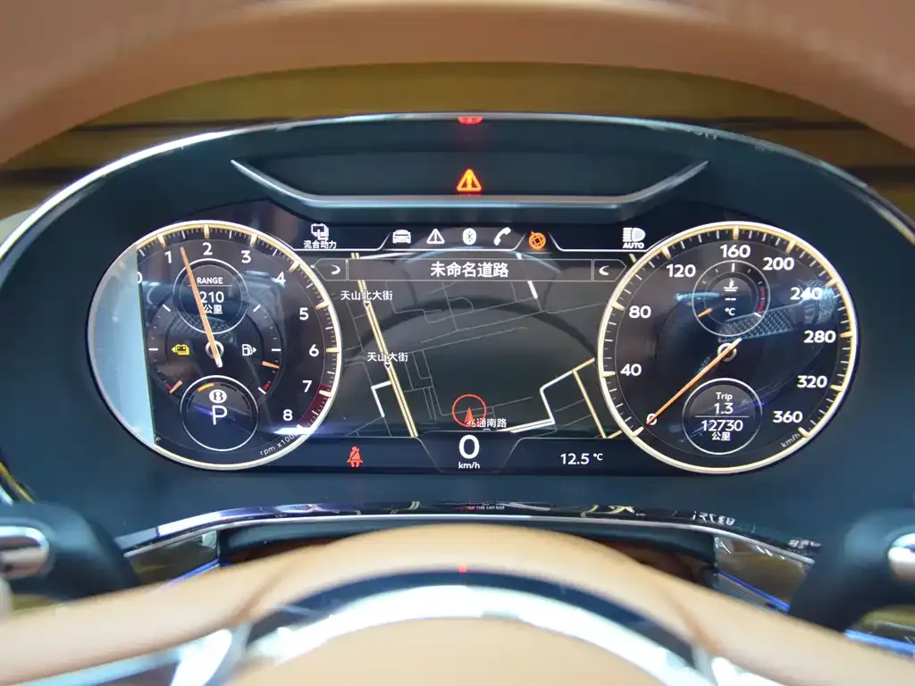 Bentley Flying Spur PHEV 2023 из CN, фото 10