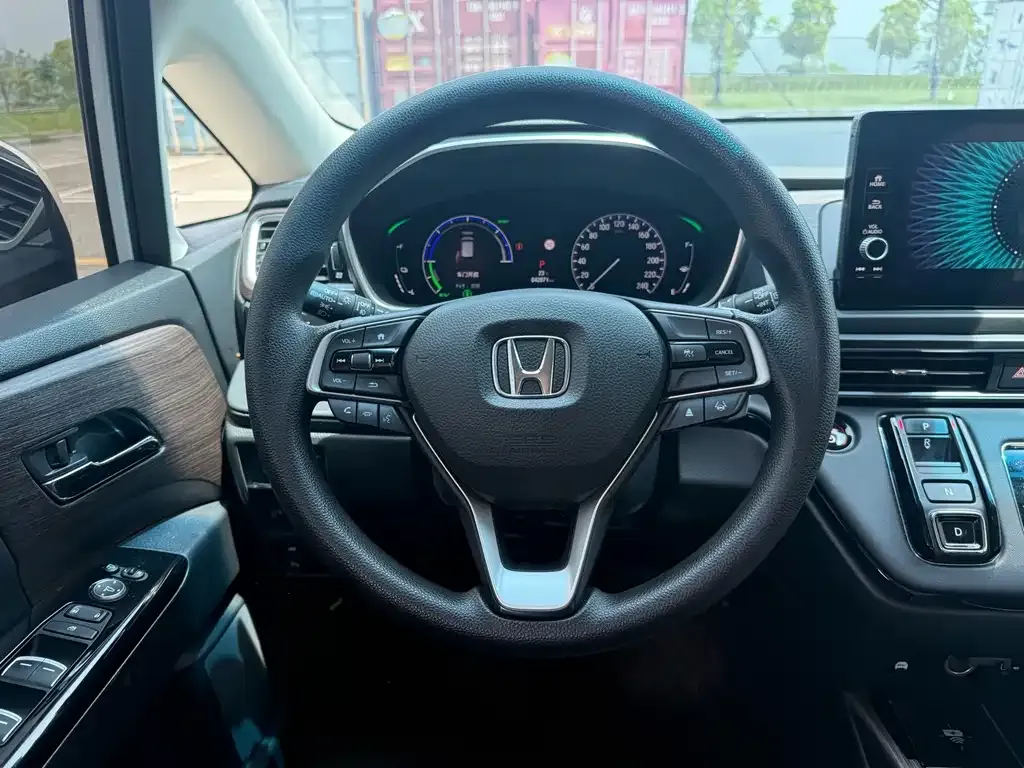 Honda Odyssey — фото 2
