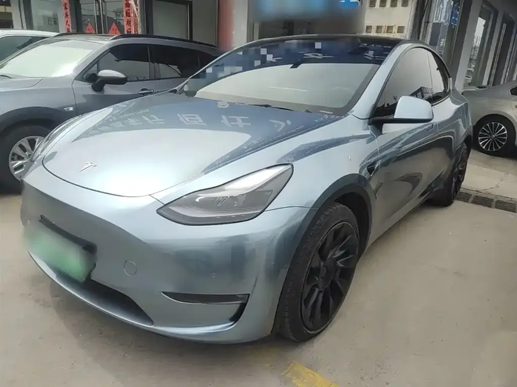 Tesla Model Y — фото 5