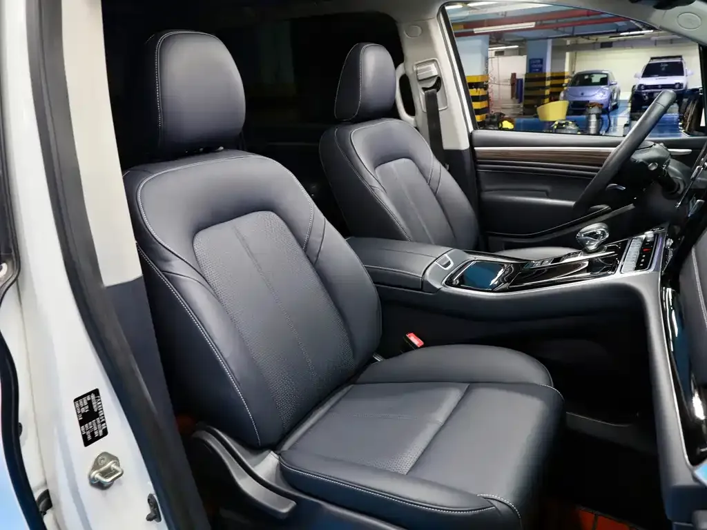 GAC Motor Trumpchi M8 — фото 9