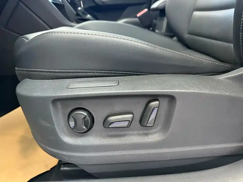 Volkswagen Tharu — фото 4