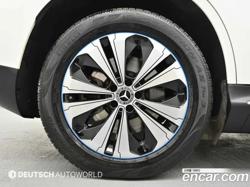 Mercedes-Benz EQC 2021 из KR, фото 10