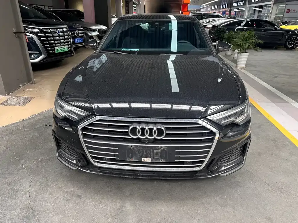 Audi A6L 2021 из CN, фото 4
