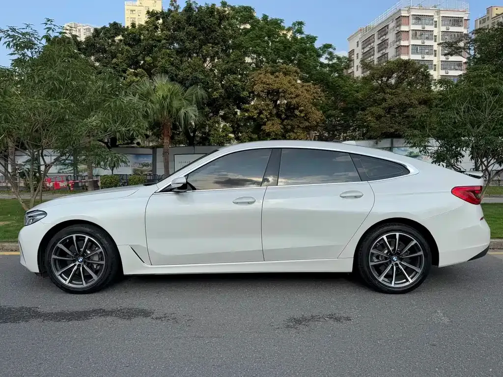 BMW 6 Series GT — фото 8