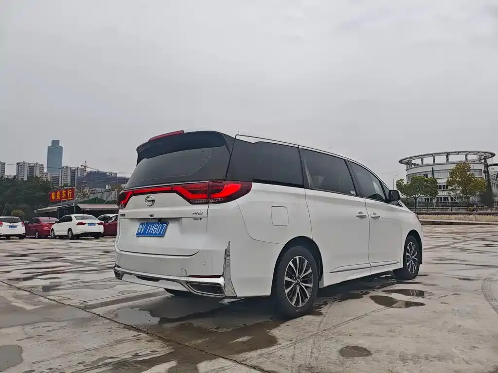 GAC Motor Trumpchi M8 — фото 10