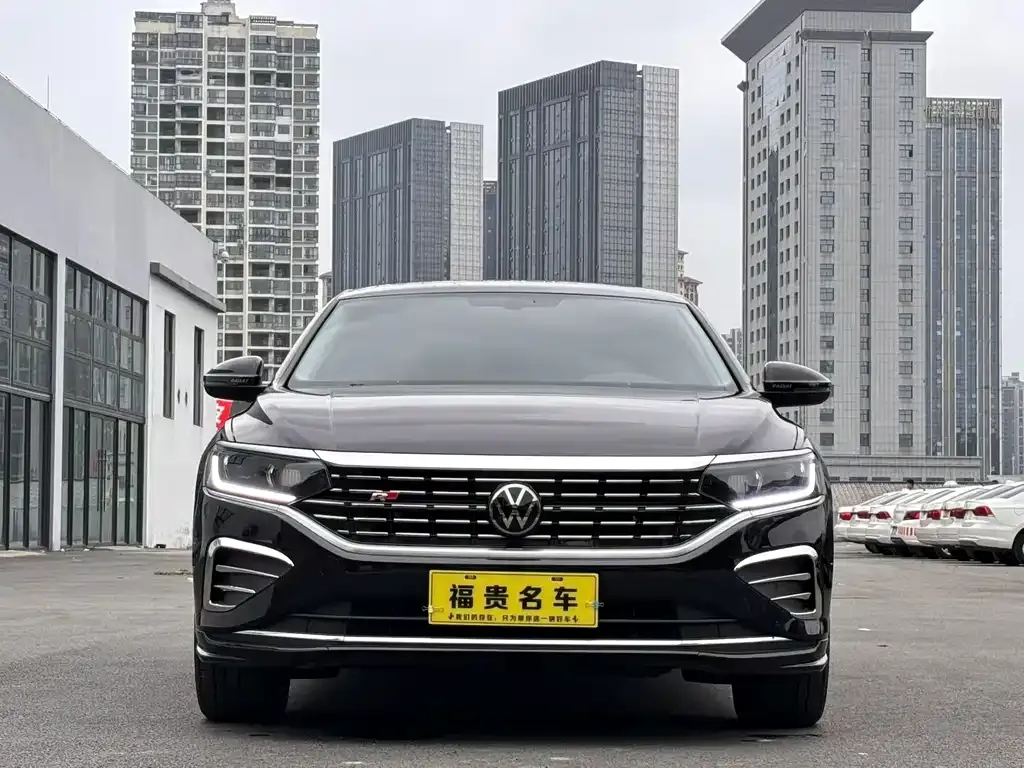 Volkswagen Passat — фото 4