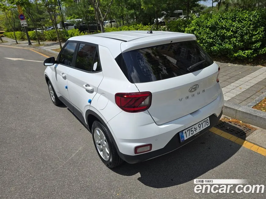 Hyundai Venue 2021 из KR, фото 7