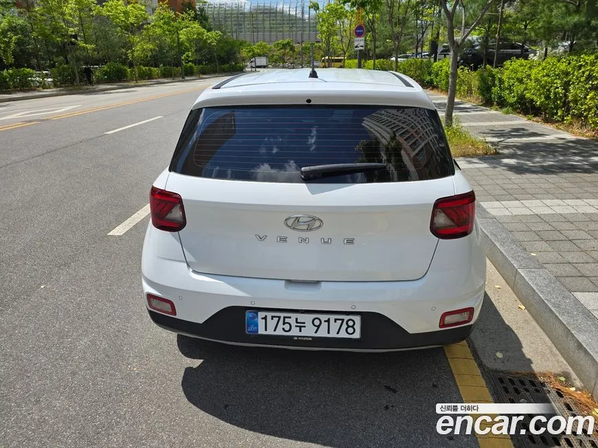 Hyundai Venue 2021 из KR, фото 4