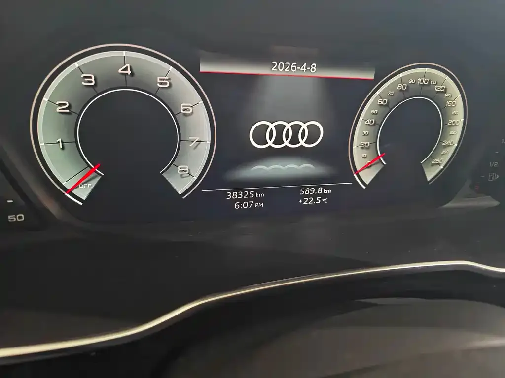 Audi Q3 — фото 2