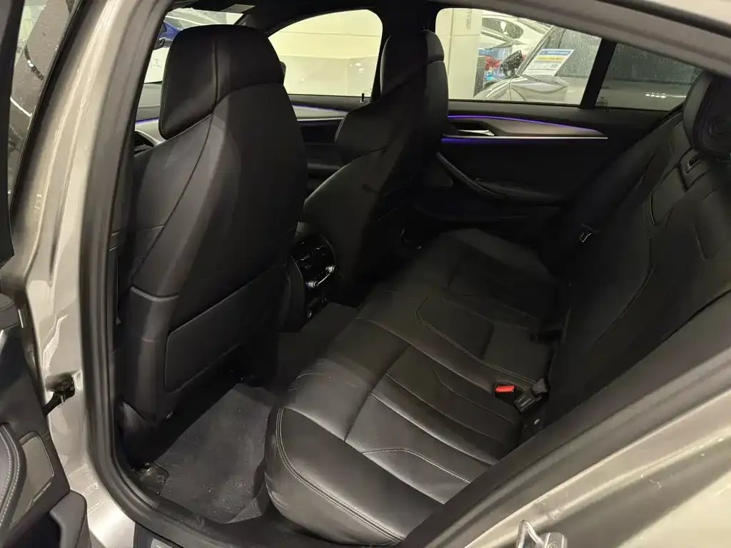 BMW M5 2023 из CN, фото 2