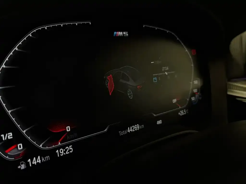 BMW M5 2023 из CN, фото 3